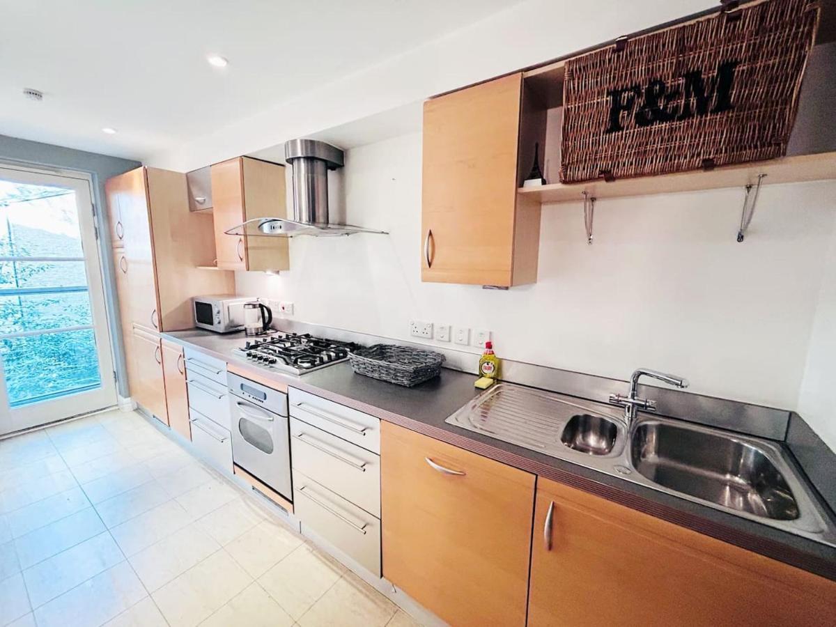 Amazing Flat Near South Kensington - 2 To 3 Bedrooms Apartament